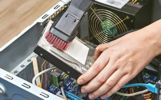 limpieza de computadora pc disco duro rígido gabinete mano con aspiradora limpieza de computadora pc disco duro rígido gabinete mano con aspiradora